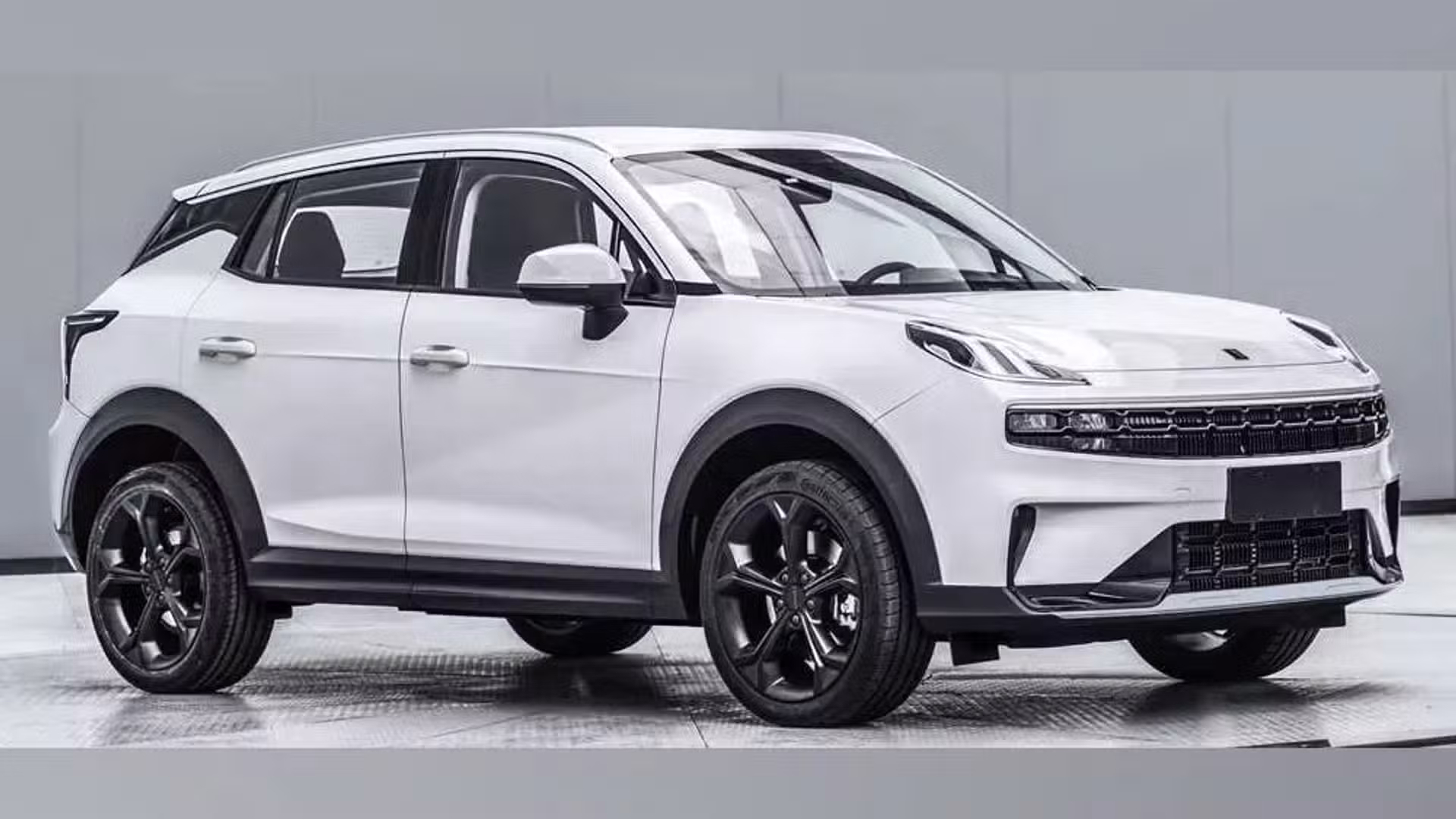 Hình ảnh xe LYNK & CO 01 2.0 TURBO 2025