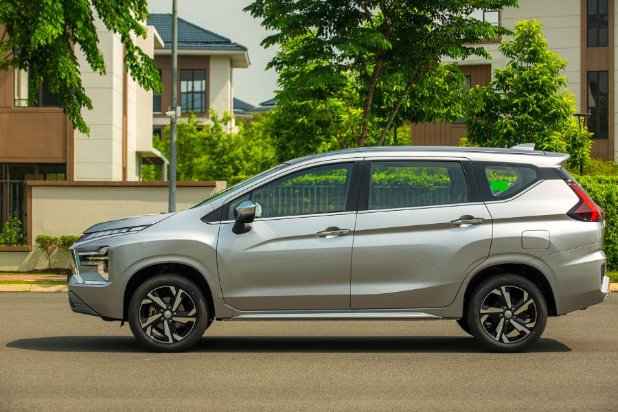 Hình ảnh xe MITSUBISHI XPANDER PREMIUM - BẠC - NEW 2025