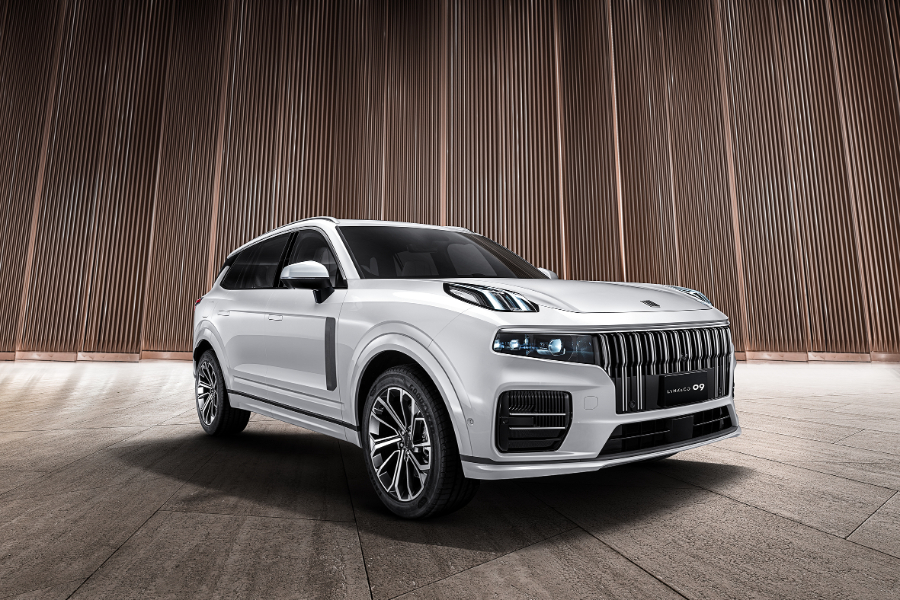 Hình ảnh xe LYNK & CO 09 TRẮNG ULTRA 2024