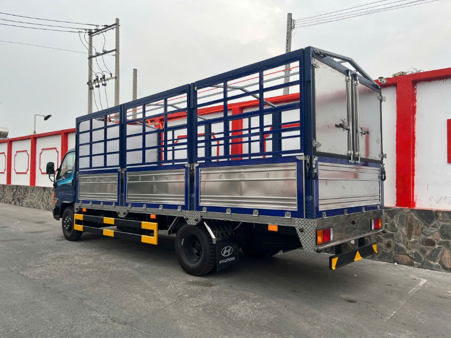 Hình ảnh xe HYUNDAI W11SL THÙNG MUI BẠT