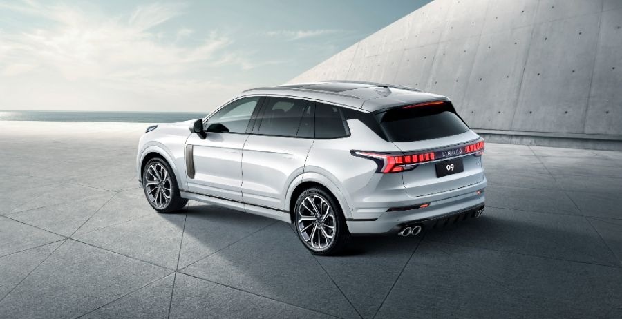 Hình ảnh xe LYNK & CO 09 TRẮNG ULTRA 2024