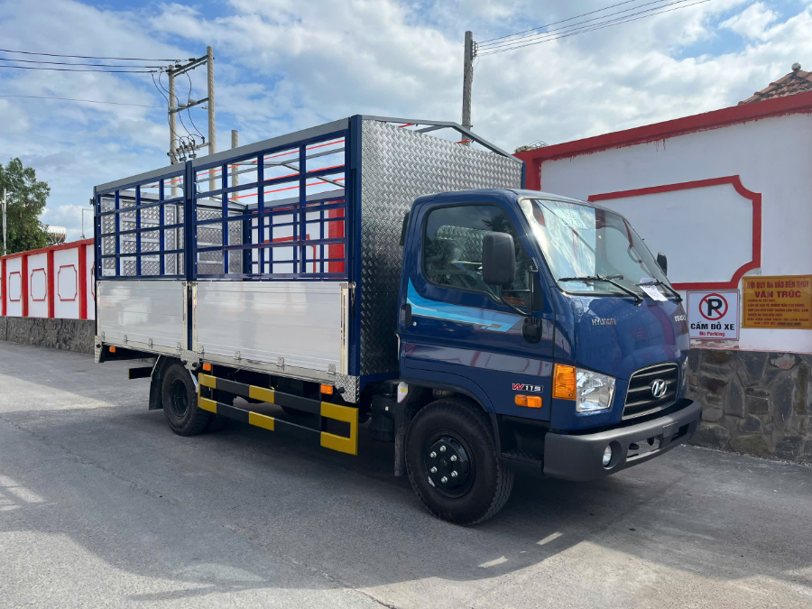 Hình ảnh xe HYUNDAI W11S EURO 5 THÙNG MUI BẠT
