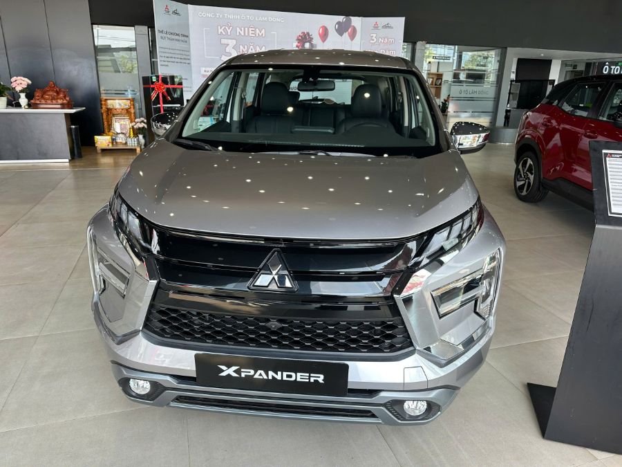 Hình ảnh xe MITSUBISHI XPANDER AT PREMIUM 2025