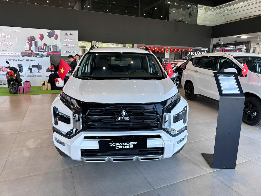 Hình ảnh xe MITSUBISHI XPANDER CROSS 2025