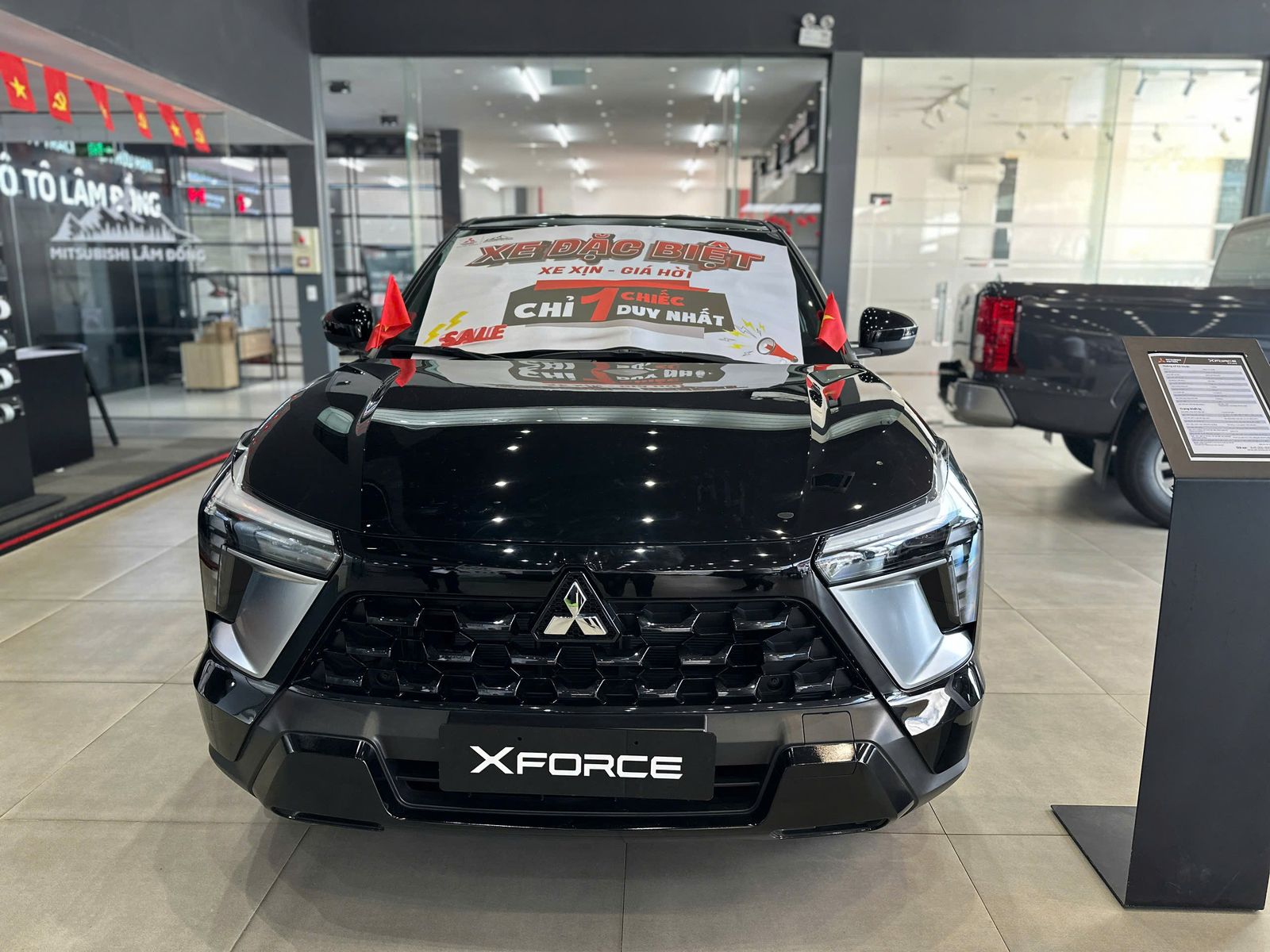 Hình ảnh xe MITSUBISHI XFORCE EXCEED 2024