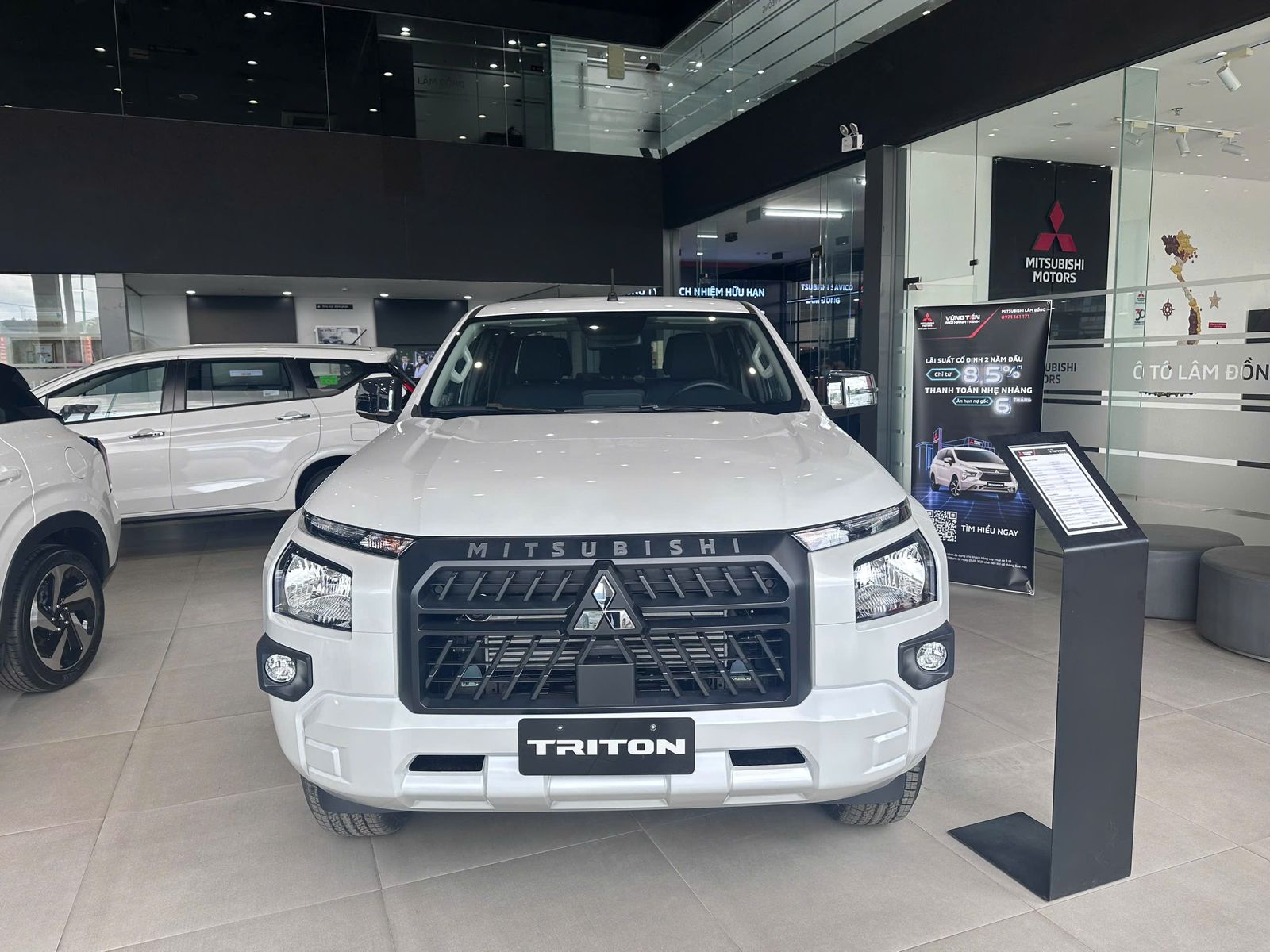 Hình ảnh xe MITSUBISHI TRITON GLX 4X2 2025