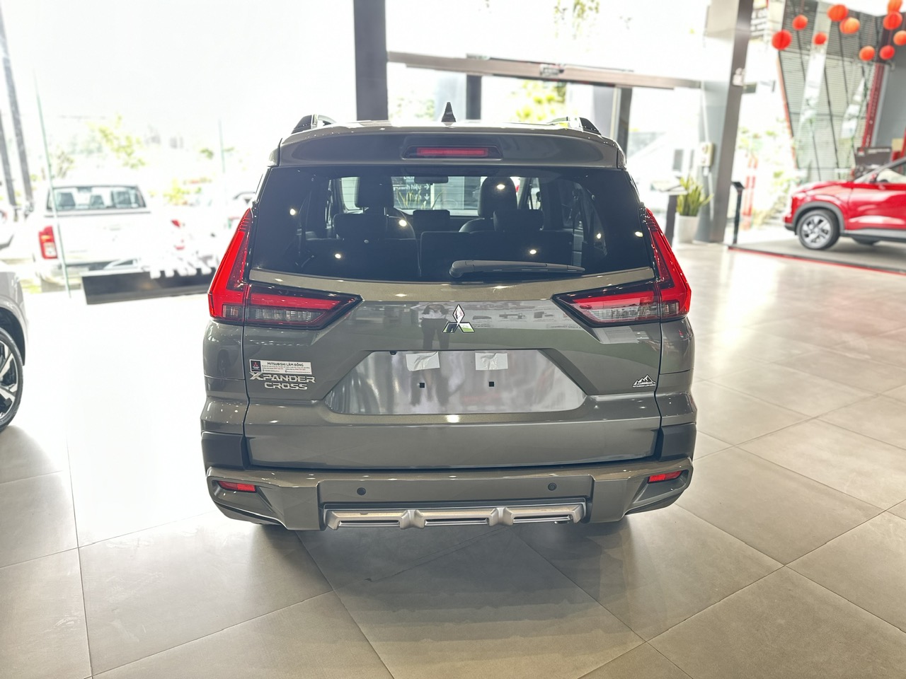 Hình ảnh xe MITSUBISHI XPANDER CROSS 2025