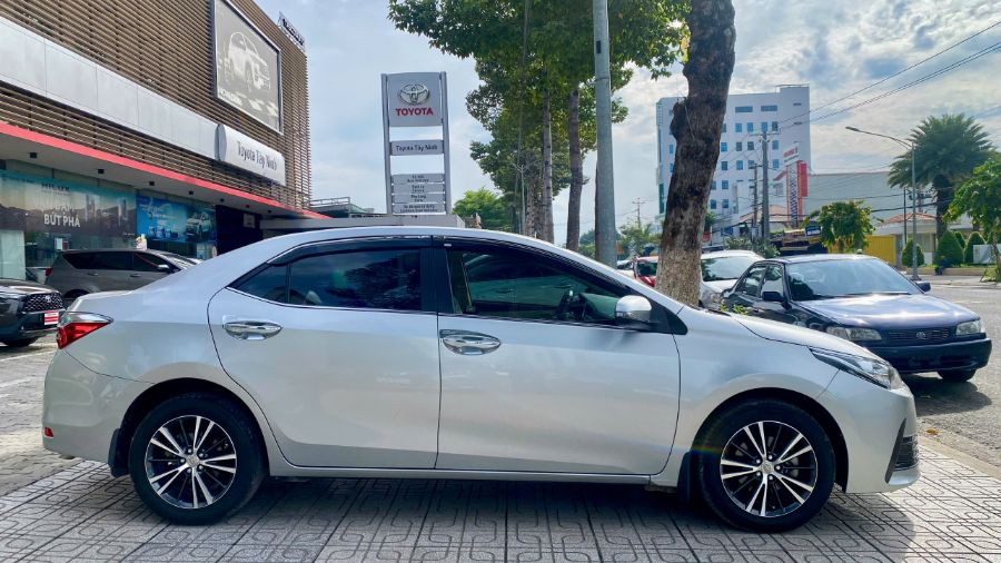 Hình ảnh xe TOYOTA COROLLA ALTIS 2019 - 52,017KM