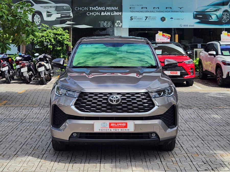 Hình ảnh xe TOYOTA INNOVA CROSS 2025 - 16,620KM