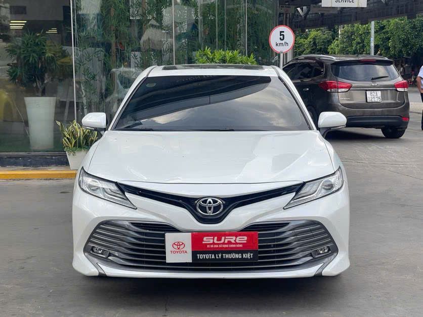 Hình ảnh xe TOYOTA CAMRY 2021 - 49,900KM