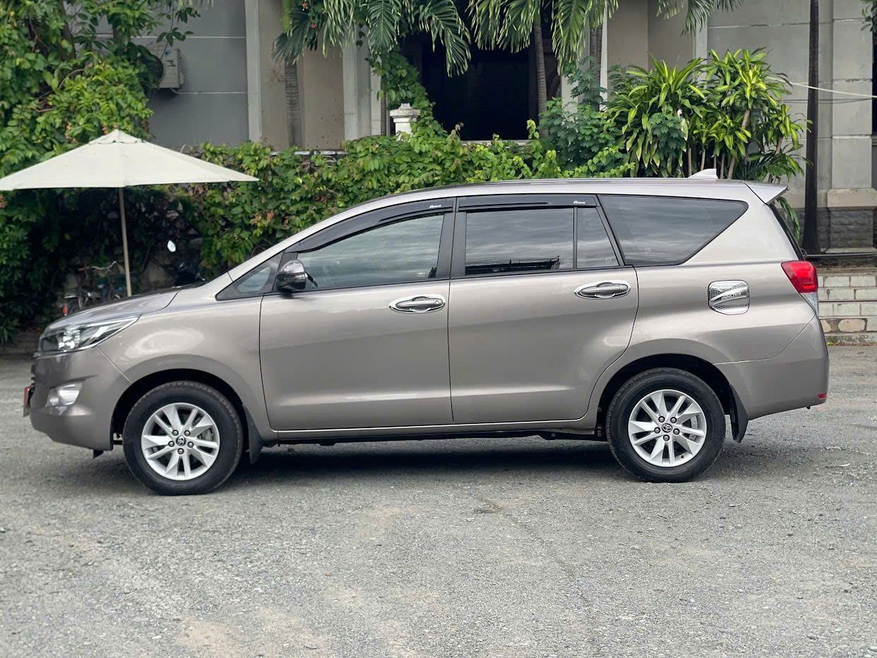 Hình ảnh xe TOYOTA INNOVA 2019 - 60,800KM