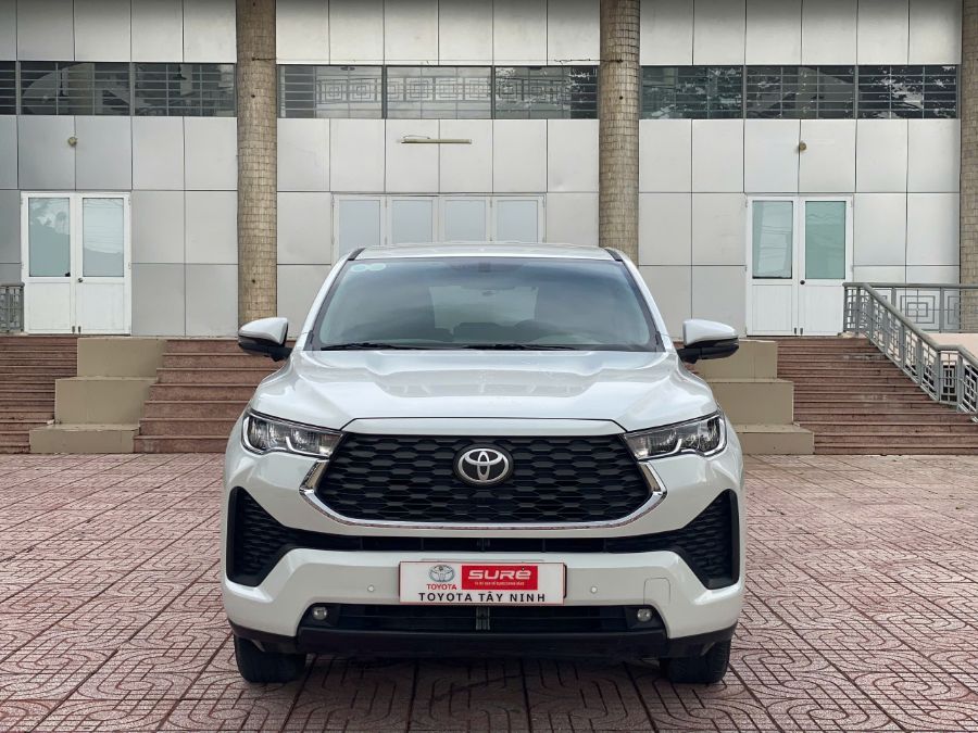 Hình ảnh xe TOYOTA INNOVA CROSS 2024 - 42,821KM