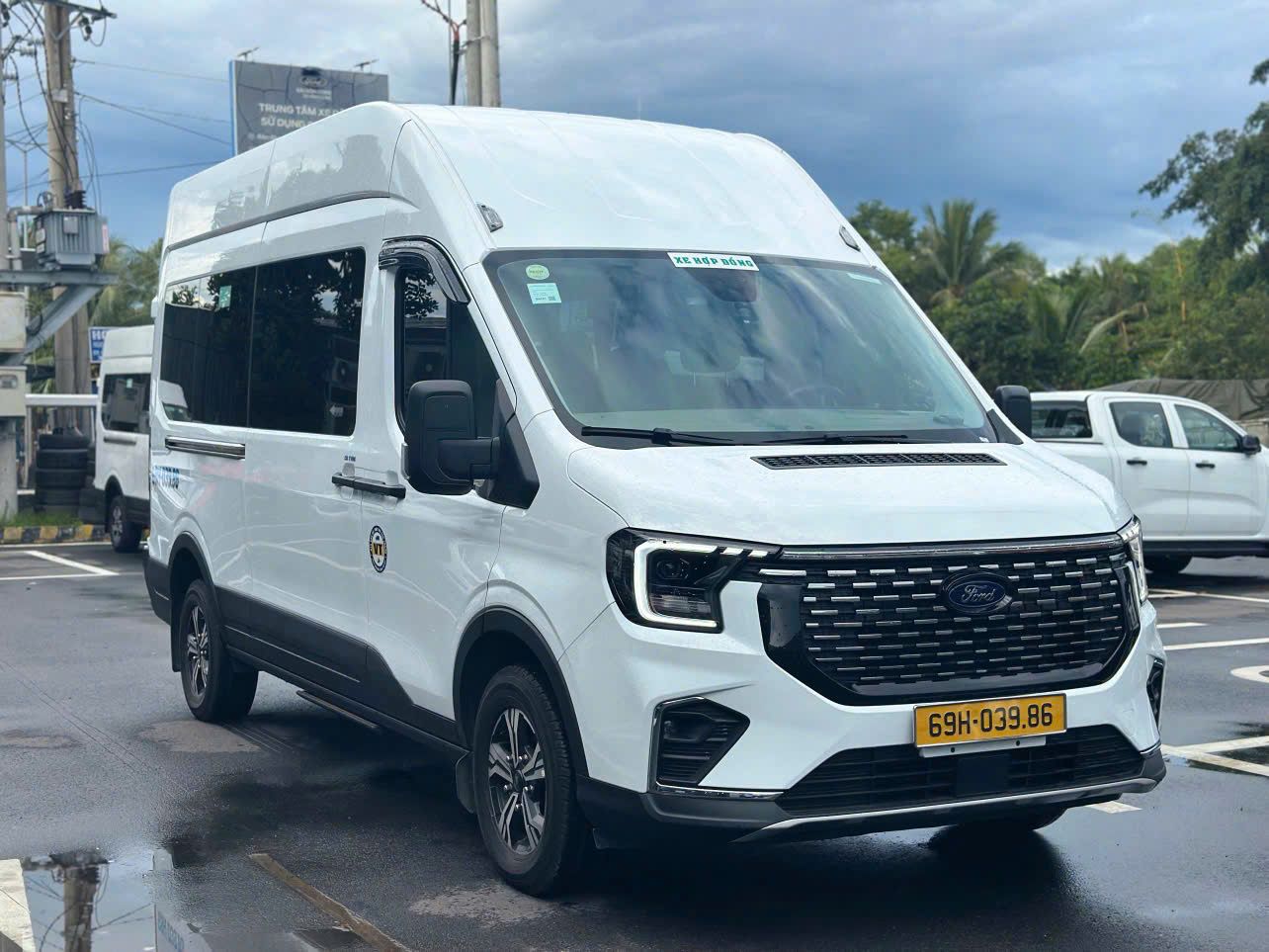 Hình ảnh xe FORD TRANSIT 2026 - 21.000KM