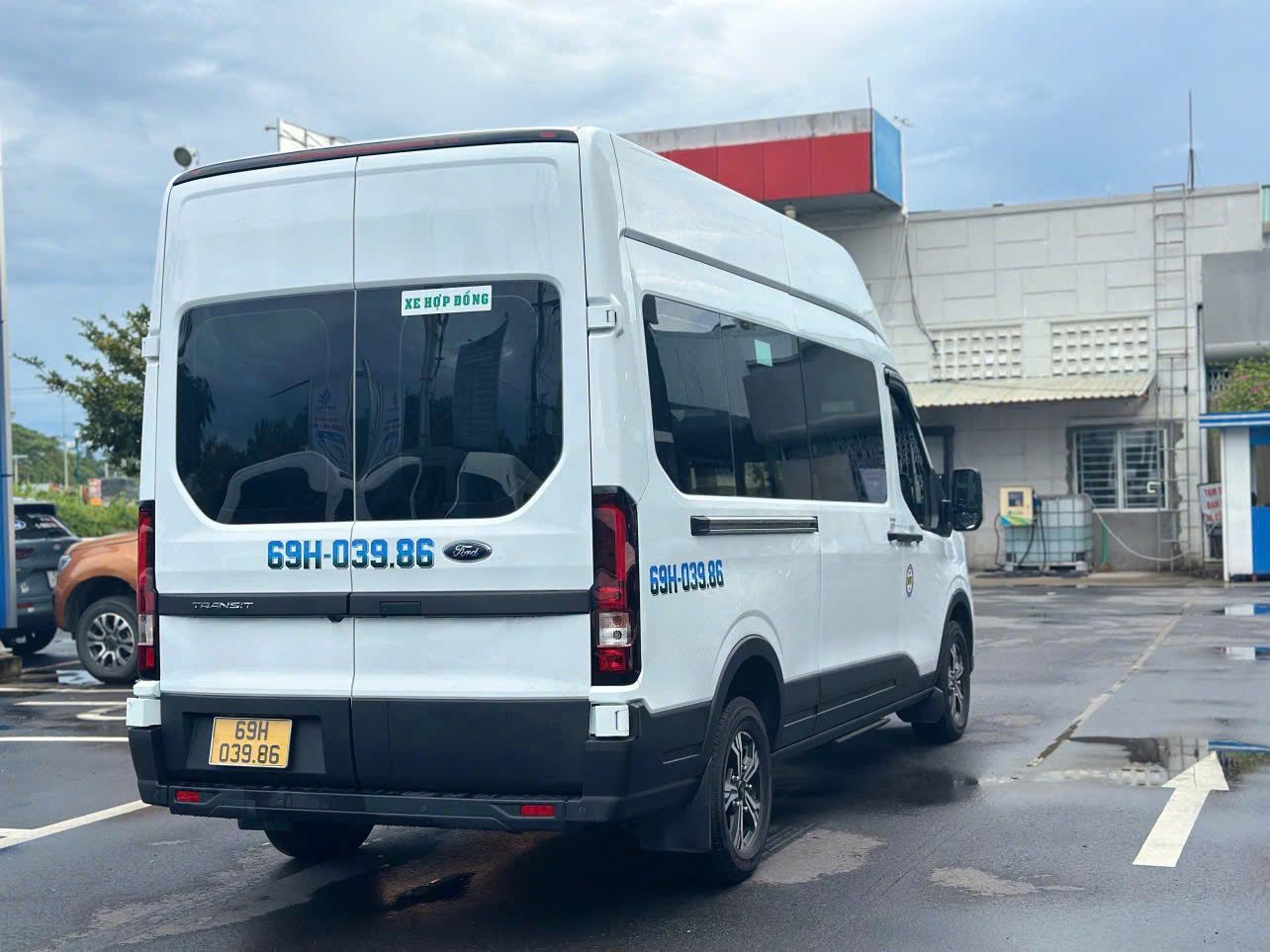 Hình ảnh xe FORD TRANSIT 2026 - 21.000KM