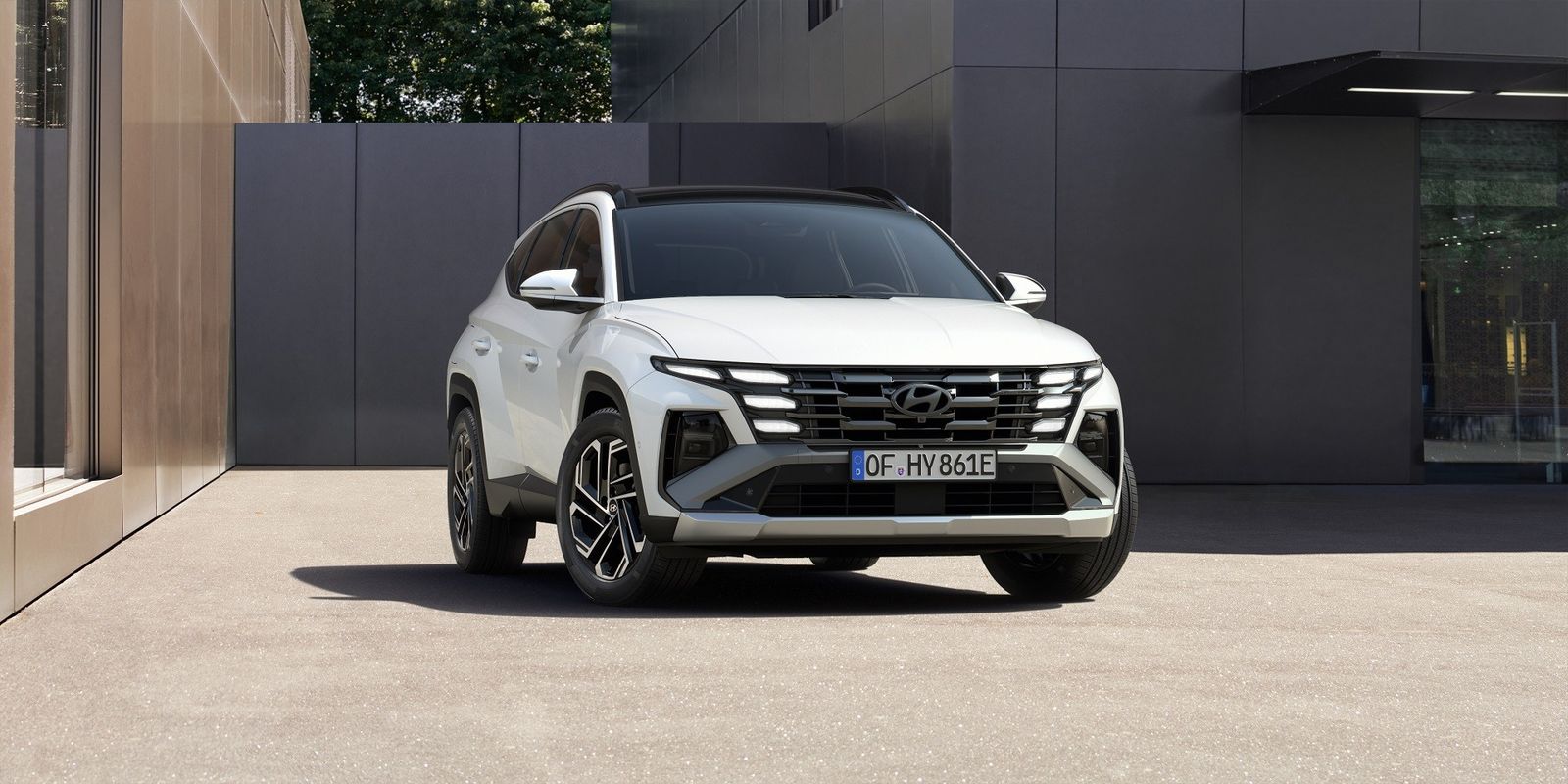 Hình ảnh xe HYUNDAI TUCSON XĂNG ĐẶC BIỆT TRẮNG