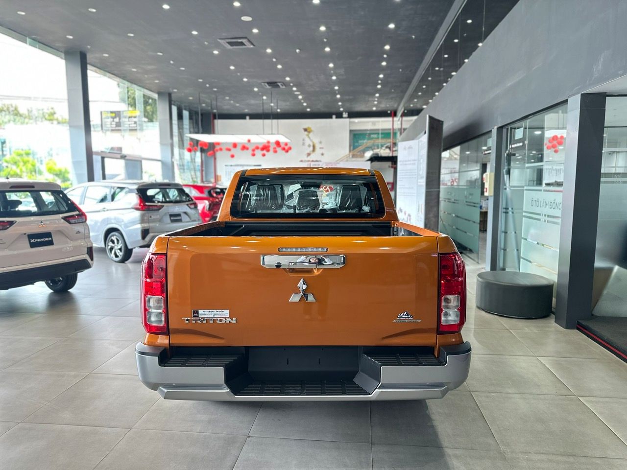 Hình ảnh xe MITSUBISHI TRITON GLX 4X2 AT 2025