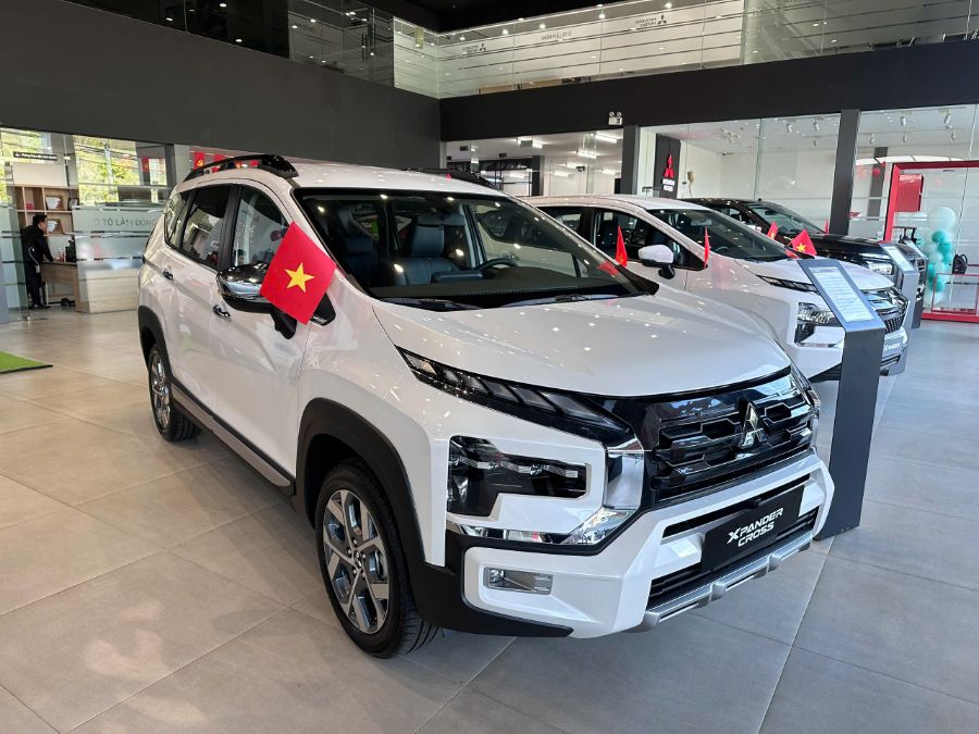Hình ảnh xe MITSUBISHI XPANDER CROSS 2025