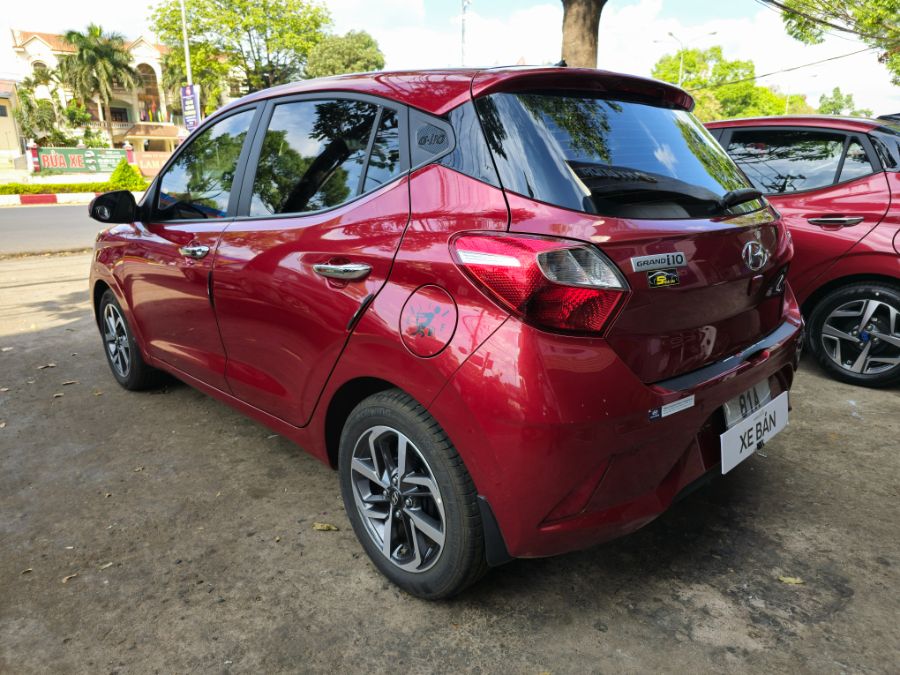 Hình ảnh xe HYUNDAI GRAND I10 1.2 AT CAO CẤP 2023 - 10.000KM 