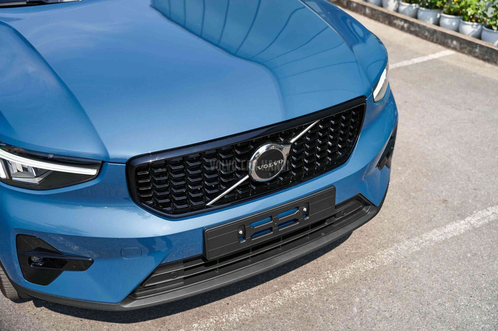 Hình ảnh xe VOLVO XC40 2024