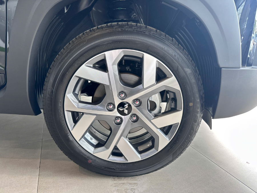 Hình ảnh xe MITSUBISHI XPANDER CROSS 2025