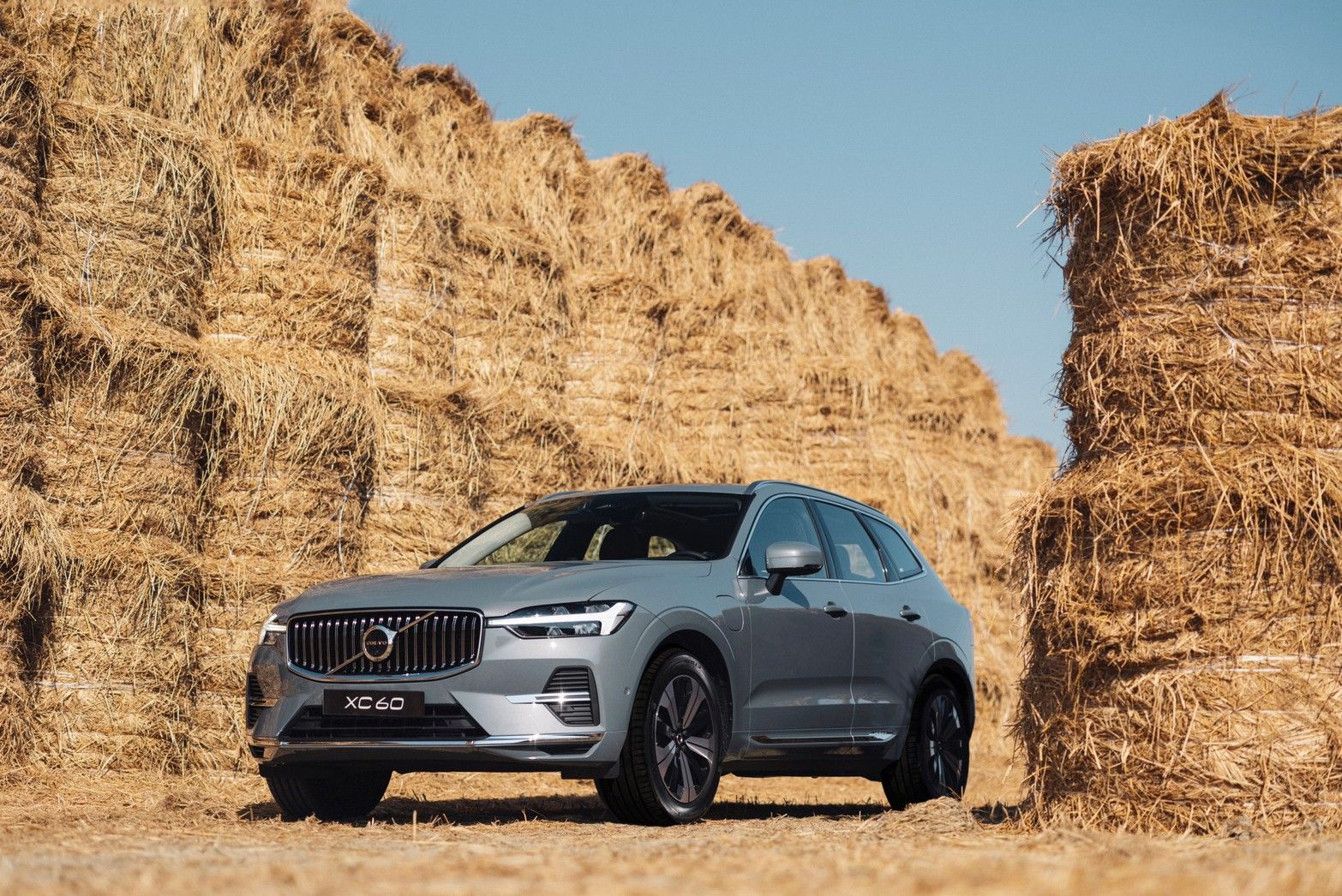Hình ảnh xe VOLVO XC60 PLUG-IN HYBRID ULTRA