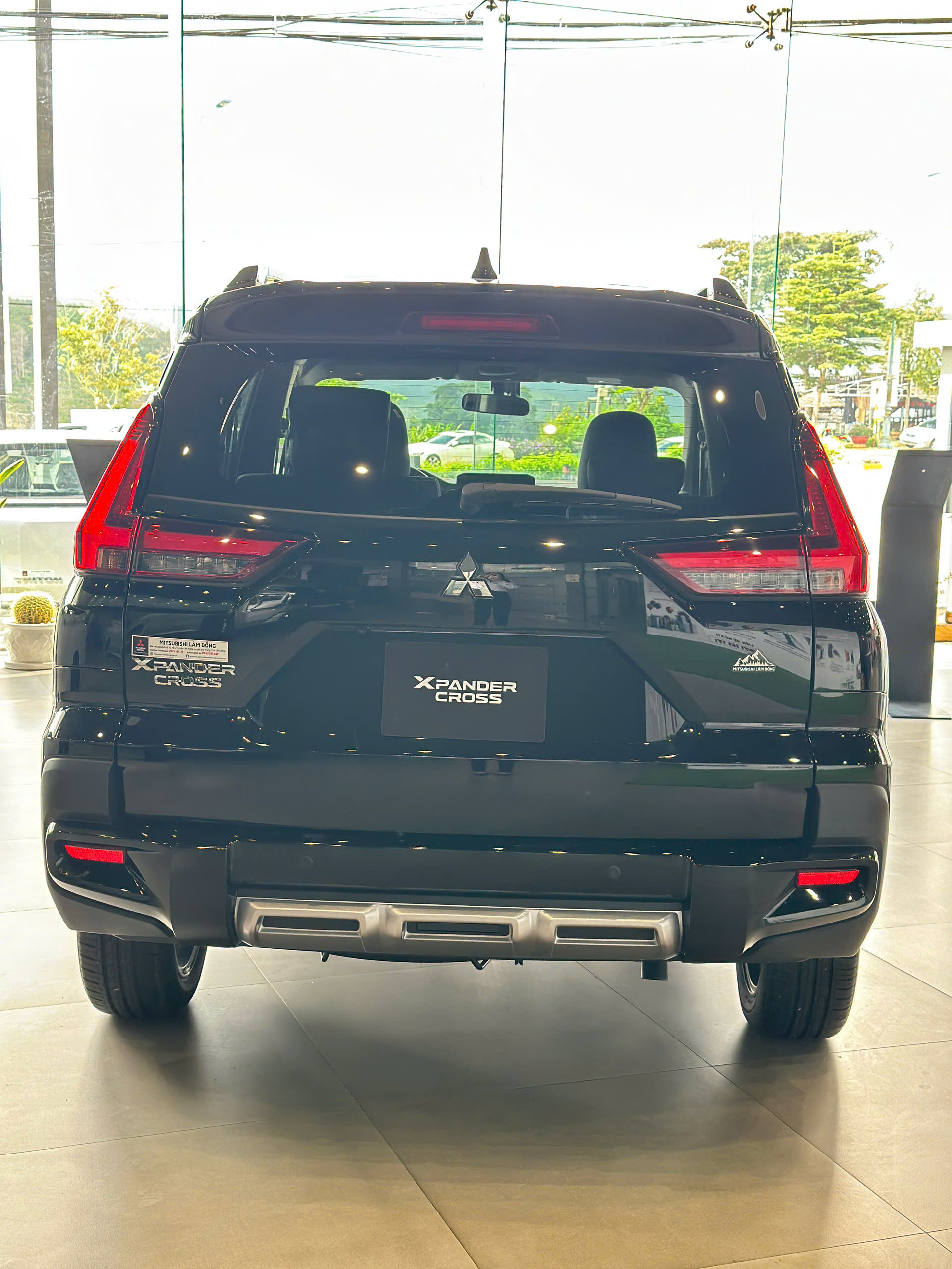 Hình ảnh xe MITSUBISHI XPANDER CROSS 2025