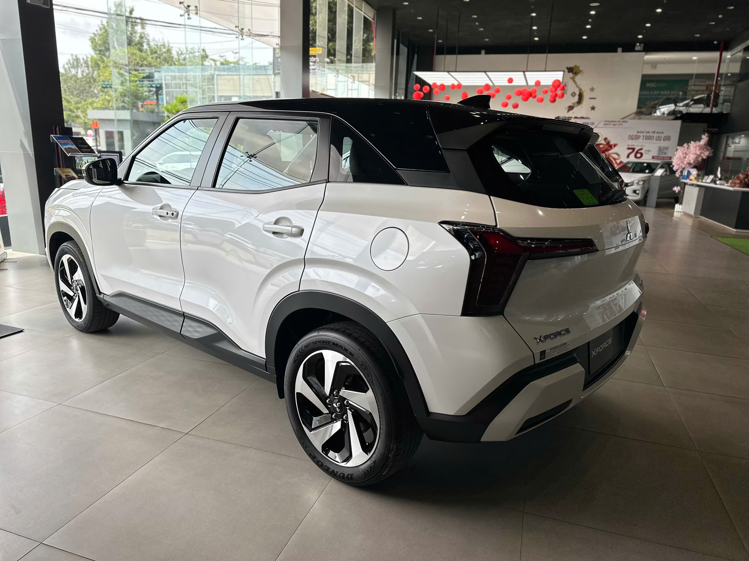 Hình ảnh xe MITSUBISHI XFORCE ULTIMATE 2025