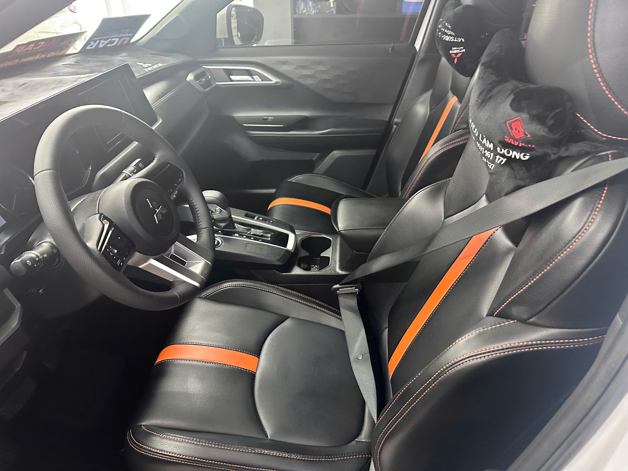 Hình ảnh xe MITSUBISHI XFORCE  2024 - 9.600KM