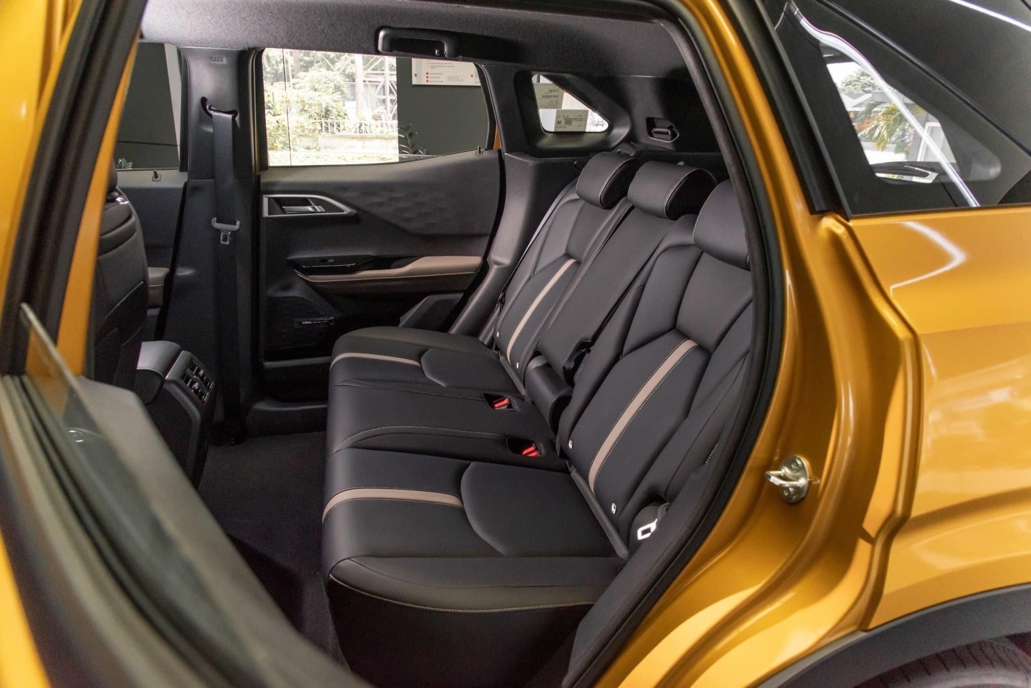 Hình ảnh xe MITSUBISHI XFORCE ULTIMATE - 2025