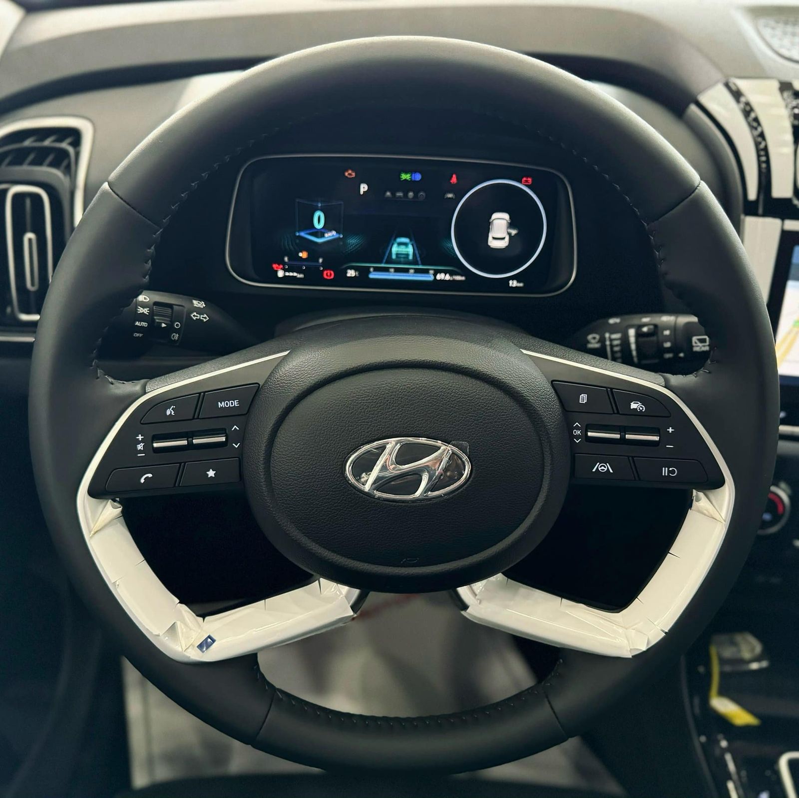 Hình ảnh xe HYUNDAI CRETA 2025 TRẮNG