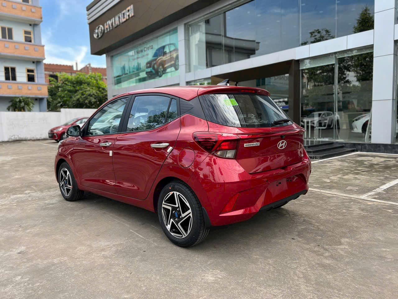 Hình ảnh xe HYUNDAI I10 HATCHBACK 2025 ĐỎ
