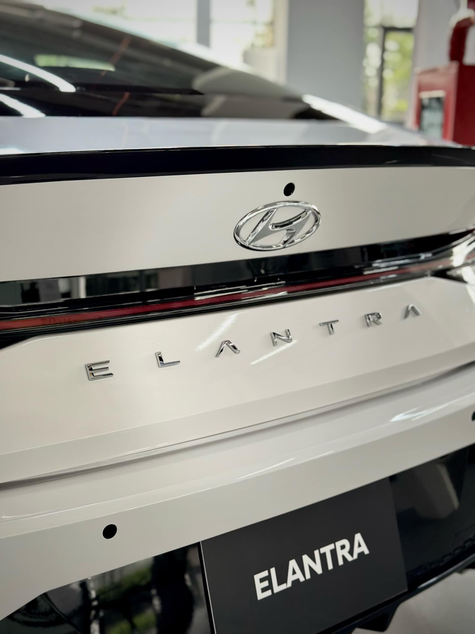 Hình ảnh xe HYUNDAI ELANTRA 2025 TRẮNG