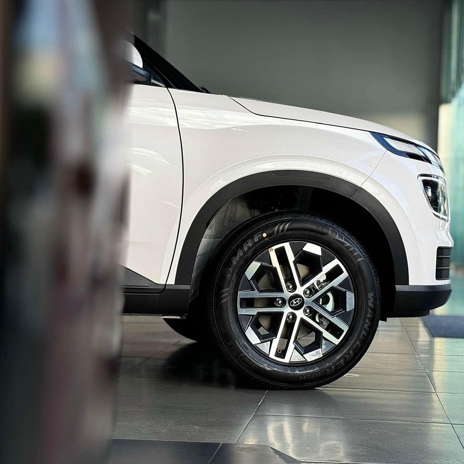 Hình ảnh xe HYUNDAI VENUE 2025 TRẮNG