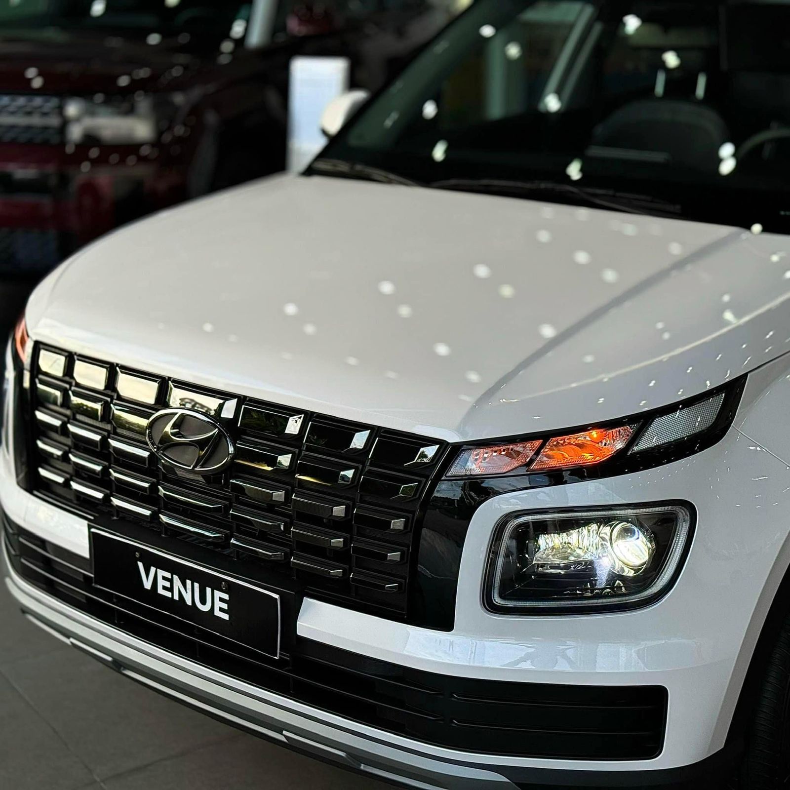 Hình ảnh xe HYUNDAI VENUE 2025 TRẮNG