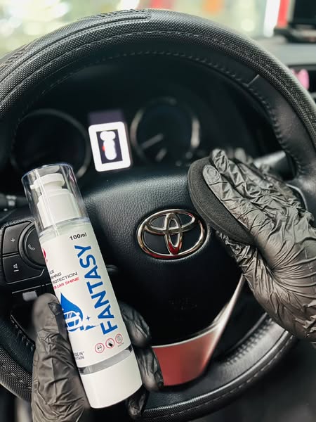 Hình ảnh xe Chai dung dịch phủ dưỡng nhanh nội thất ô tô Fantasy- 100ml 