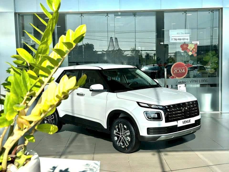 Hình ảnh xe HYUNDAI VENUE TIÊU CHUẨN 2025 - TRẮNG