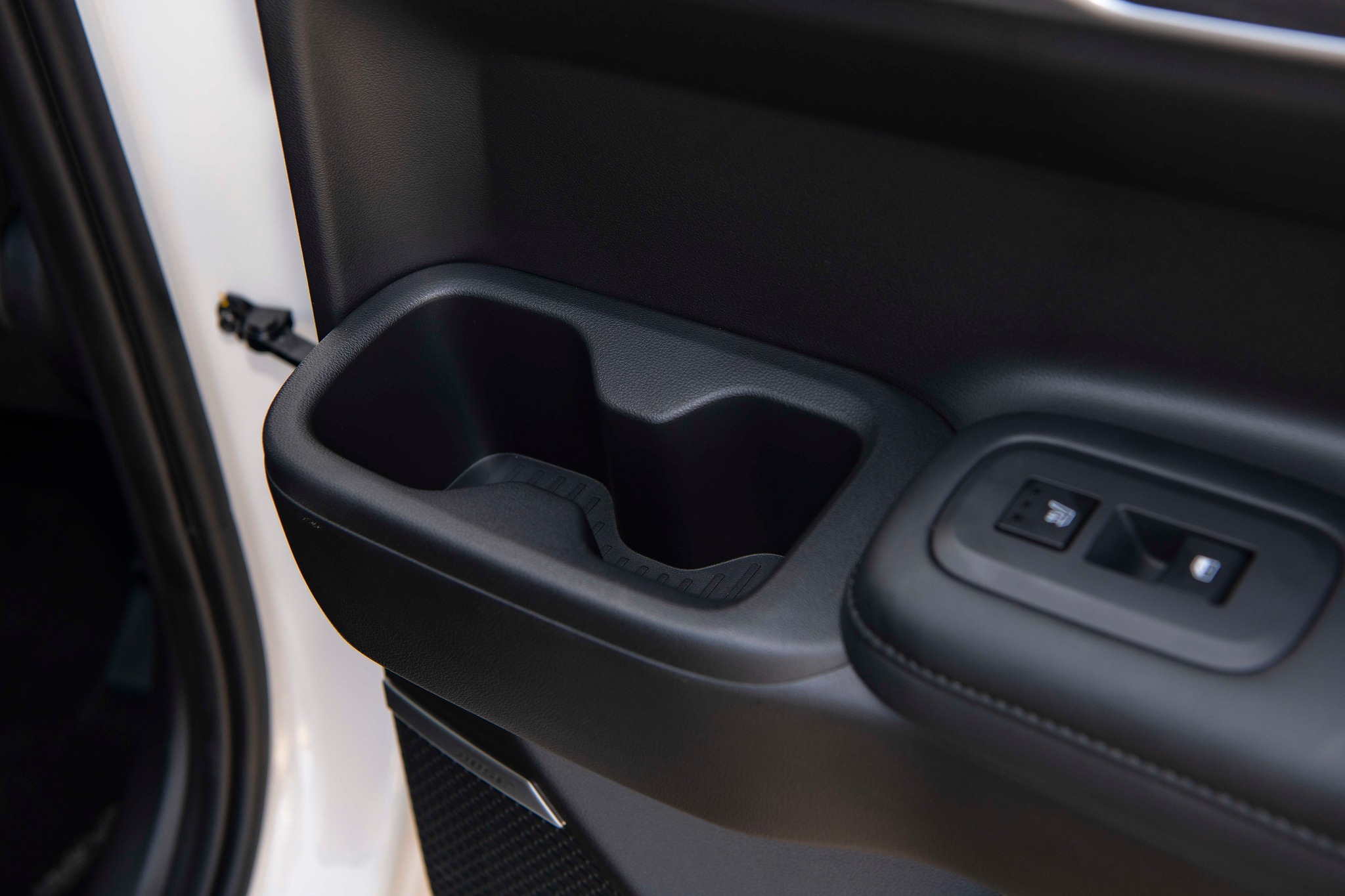 Hình ảnh xe HYUNDAI SANTA FE CALLIGRAPHY 2025 - TRẮNG