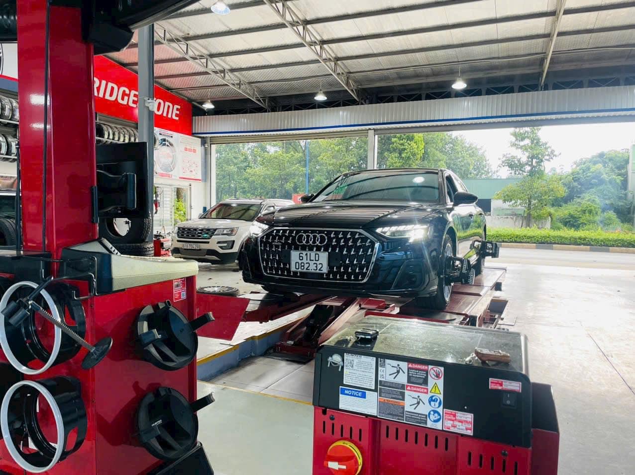 Hình ảnh phụ kiện CÂN CHỈNH THƯỚC LÁI. HUNTER USA. - MÂM 17 INCH - 22 INCH