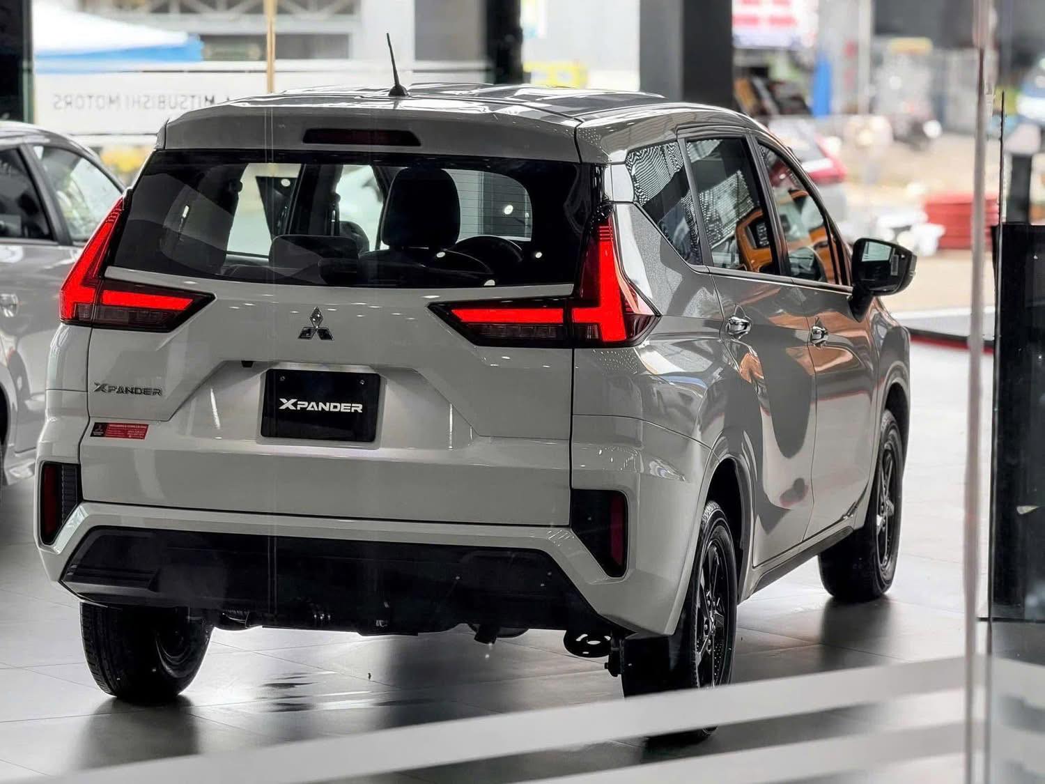 Hình ảnh xe MITSUBISHI XPANDER AT 2025