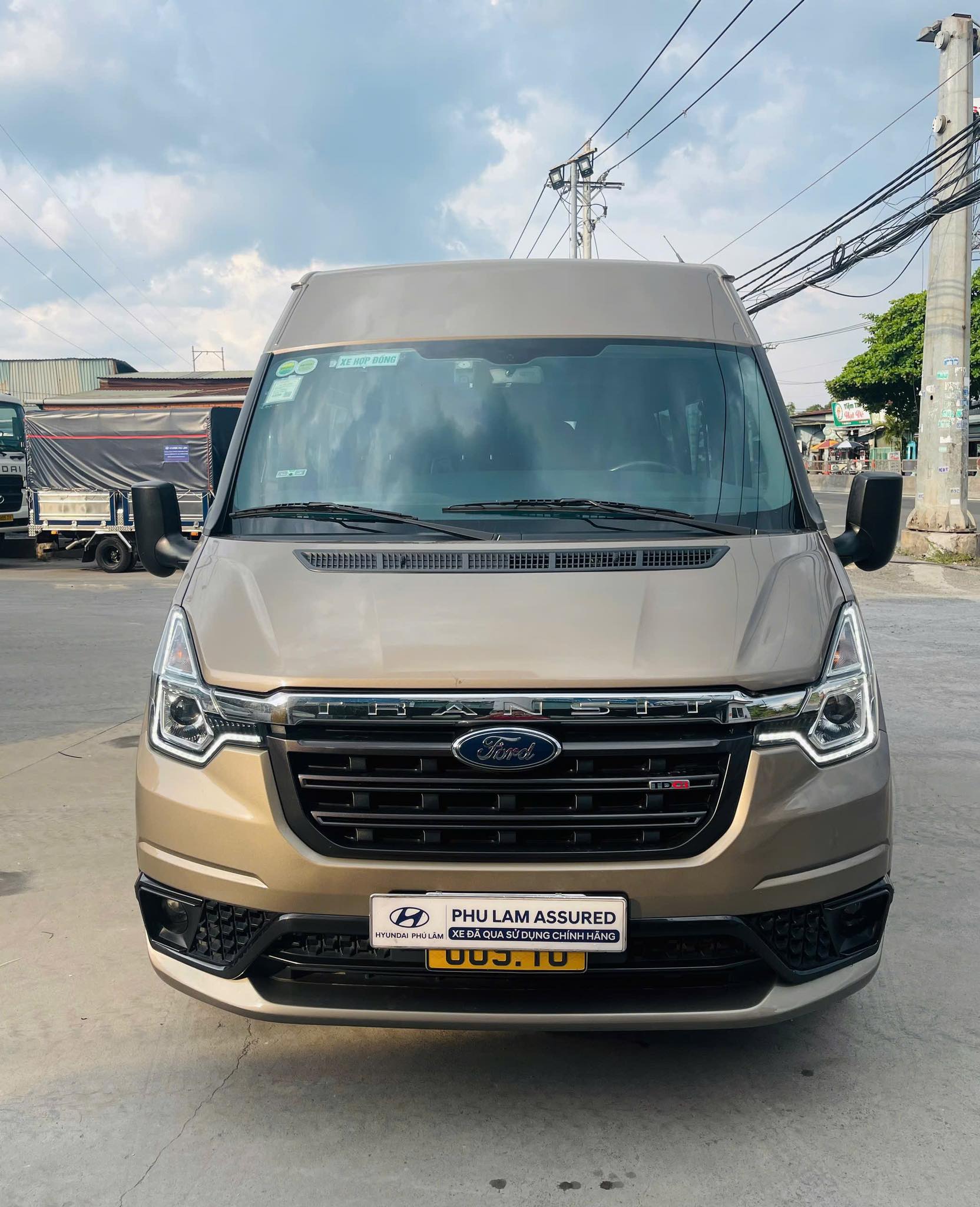 Hình ảnh xe FORD TRANSIT 2022 - XE CÁ NHÂN 1 CHỦ