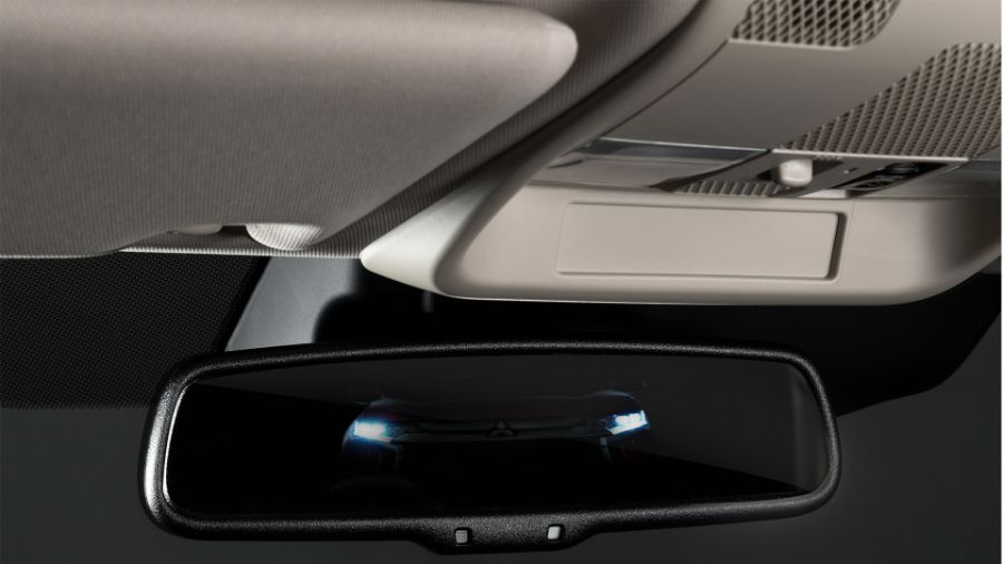 Hình ảnh xe Mitsubishi Outlander 2.0 CVT 2025