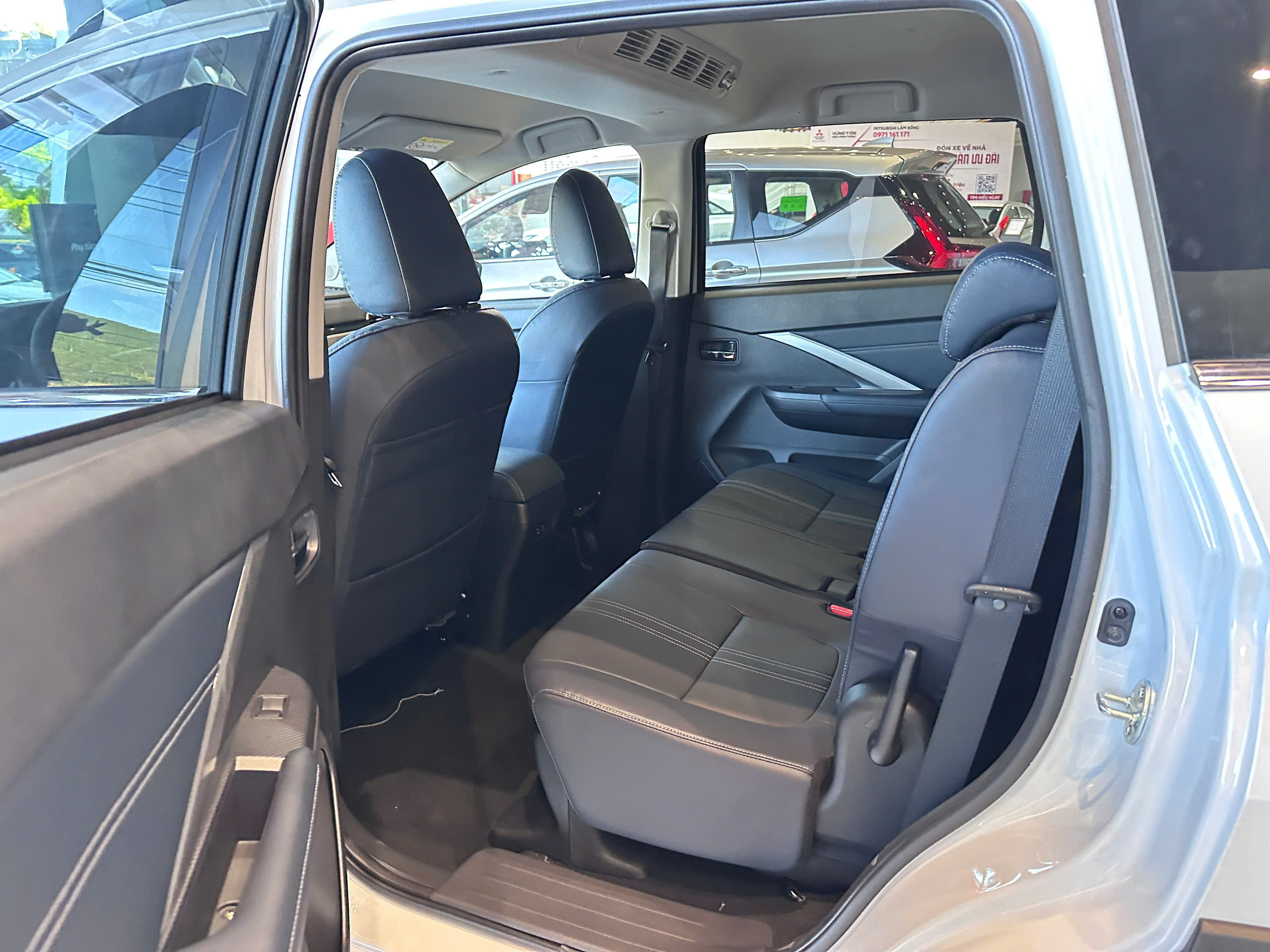 Hình ảnh xe MITSUBISHI XPANDER CROSS 2025