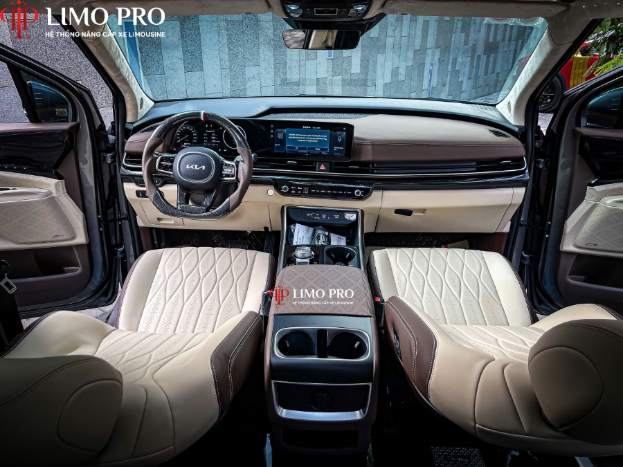 Hình ảnh xe 🌟 NÂNG CẤP NỘI THẤT LIMOUISINE – TONE NÂU KEM SANG TRỌNG, TINH TẾ