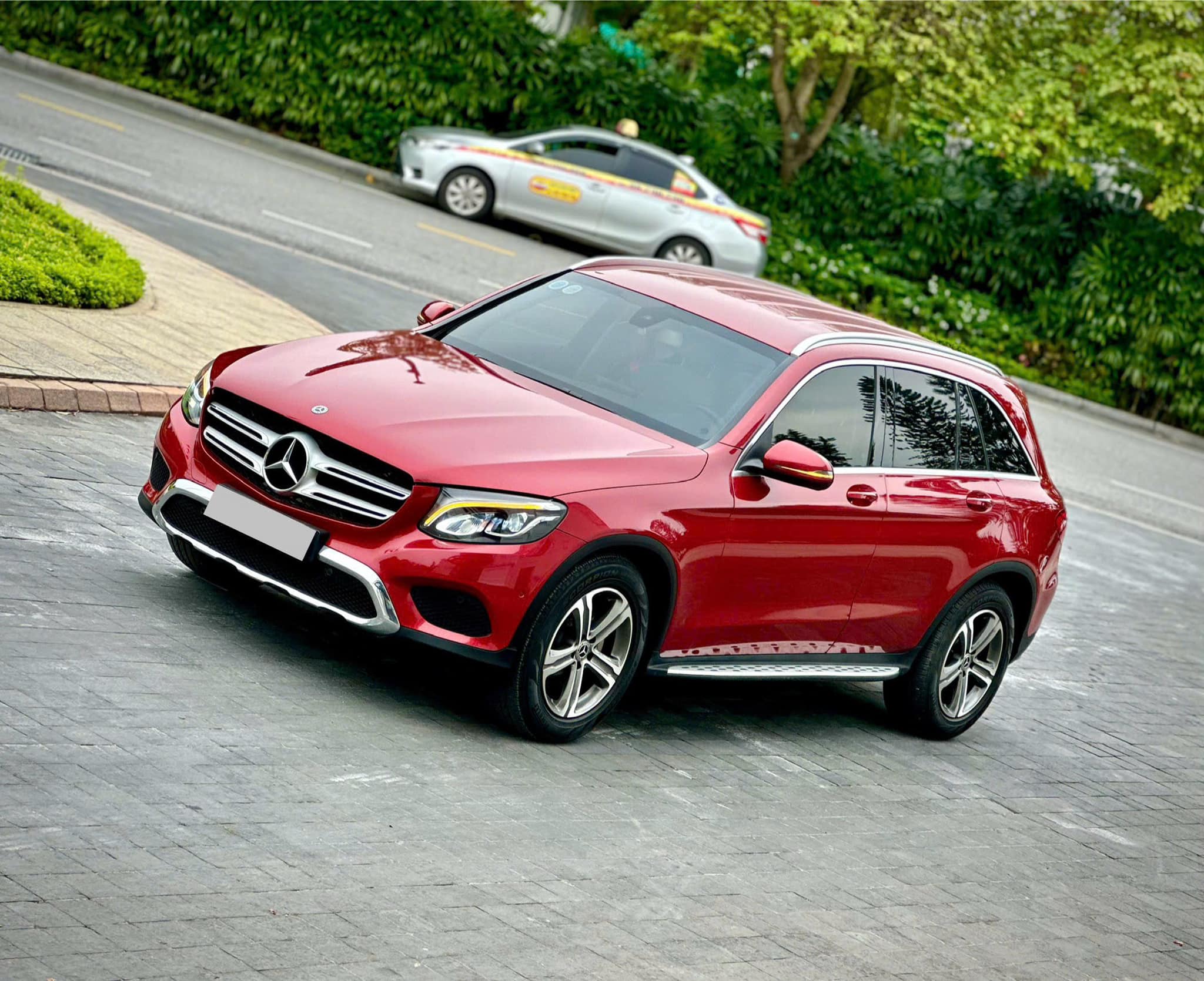 Hình ảnh xe MERCEDES-BENZ GLC FULL 2018 - 80.000KM