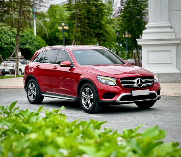 Hình ảnh xe MERCEDES-BENZ GLC FULL 2018 - 80.000KM