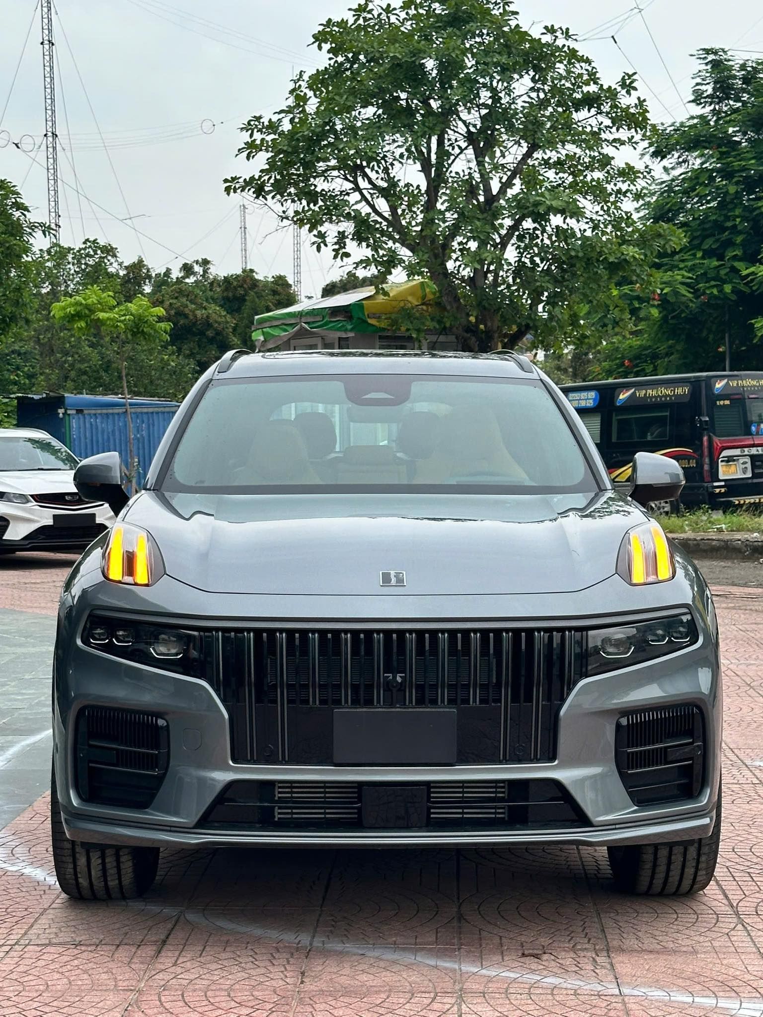 Hình ảnh xe LYNK & CO 09 – Động cơ T5 2.0 Turbo với 254 mã lực ✨