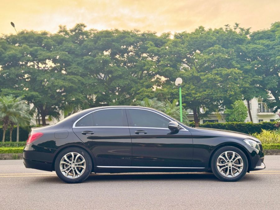 Hình ảnh xe Mercedes Beznz C200 2015