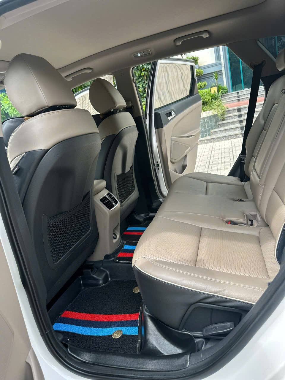 Hình ảnh xe HYUNDAI TUCSON 2.0 AT CRDI 2019 - 93.000KM
