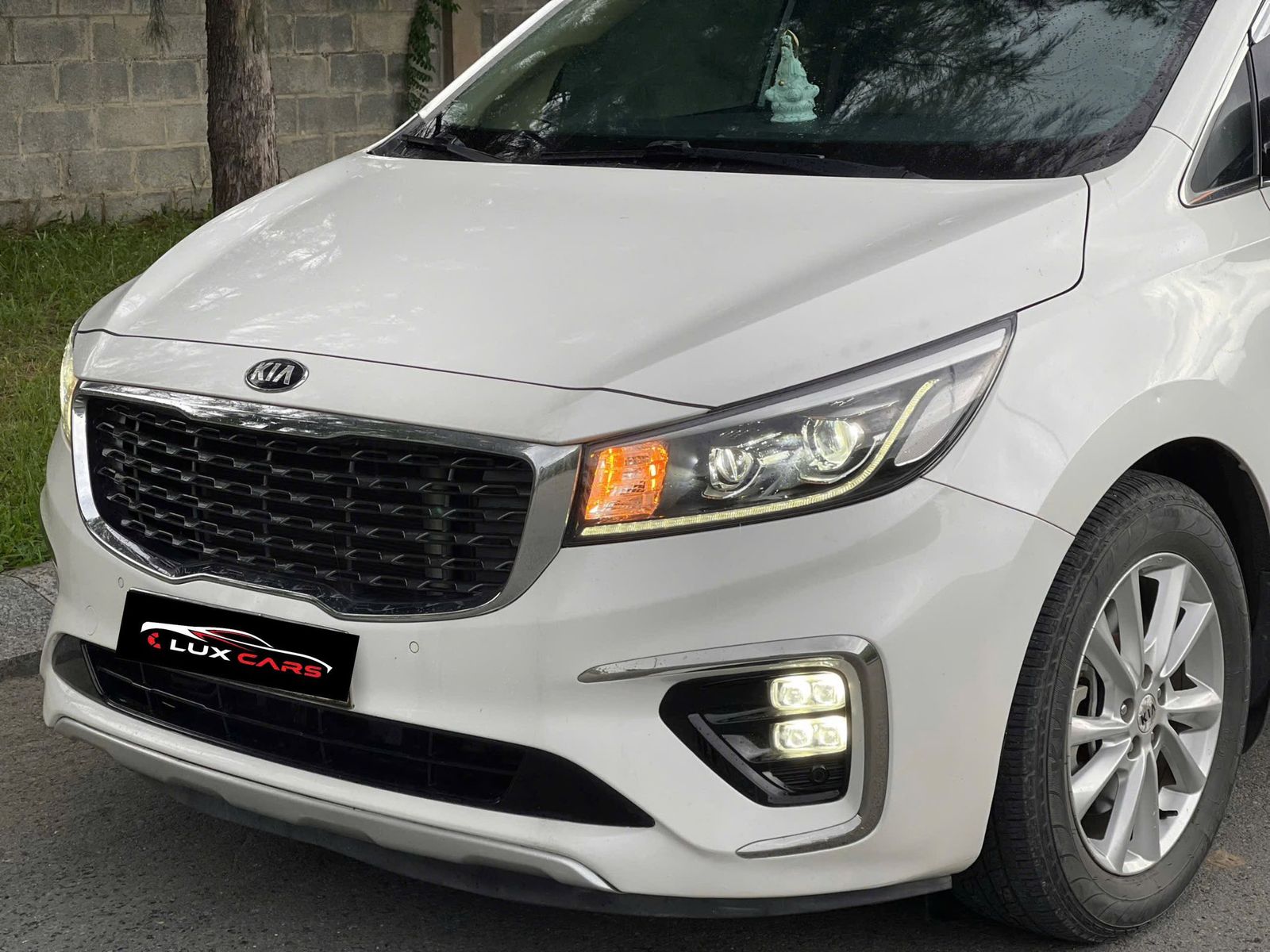Hình ảnh xe KIA SEDONA 2.2 DAT 2019 - 100.000KM