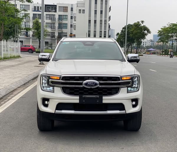 Hình ảnh xe FORD EVEREST 2.0 TITANIUM 2023 - 30.000KM
